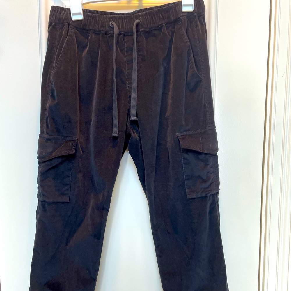 Sanctuary cargo joggers! Washed black, thin wale corduroy.